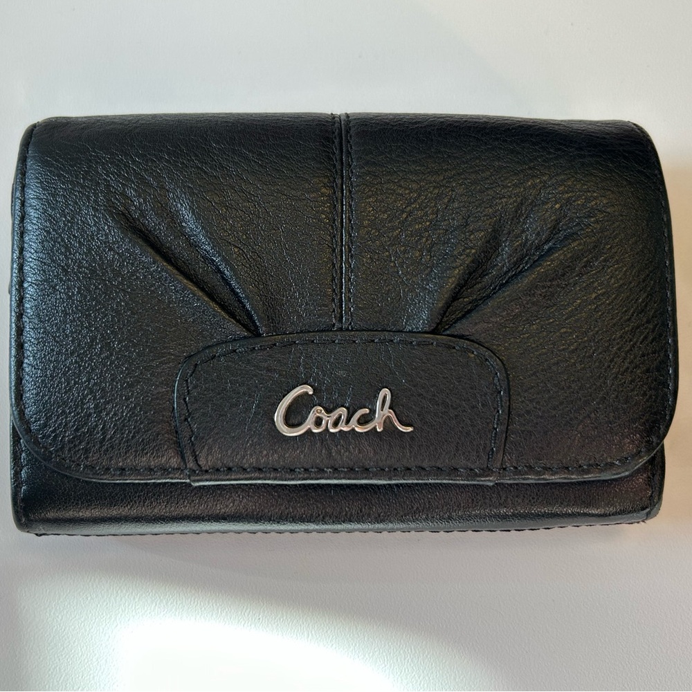 **Nearly Perfect** Authentic Coach Ashley Black Pebble Leather Compact Wallet
